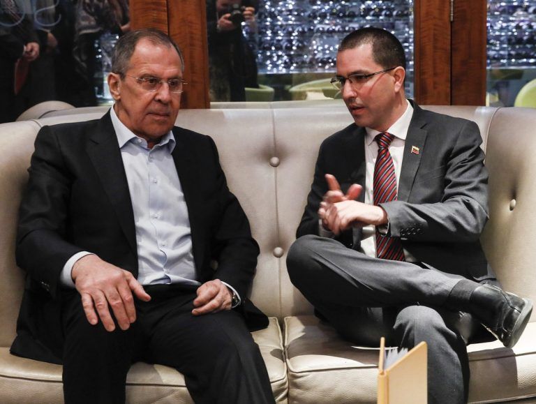 Jorge Arreaza con su homólogo Sergéi lavrov de la Federación Rusa