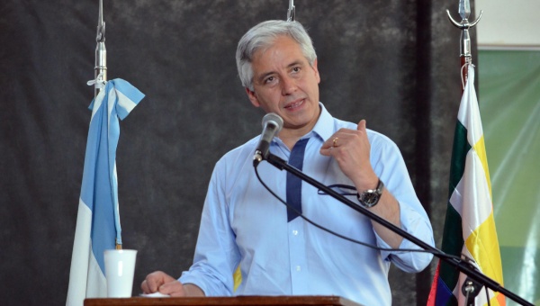 Vicepresidente boliviano advirtió que de no actuar, pueden extenderse los recortes en derechos sociales y reducirse más la intervención del Estado