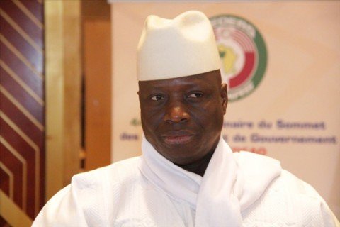 Gambia formalizó su renuncia