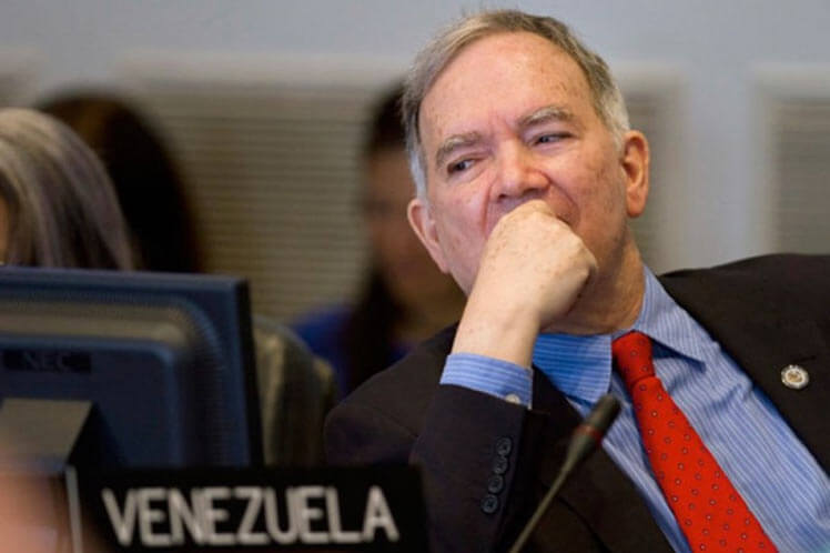 El exembajador de Venezuela en la Organización de Estados Americanos (OEA) Roy Chaderton