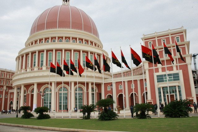 Parlamento de Angola