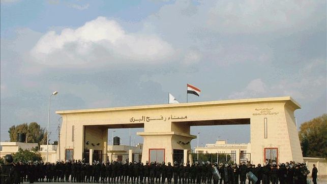 El paso cerrará mañana martes