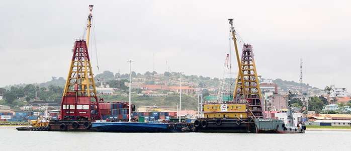 Sus 16 metros de profundidad le permitirá recibir los mayores navíos del mundo