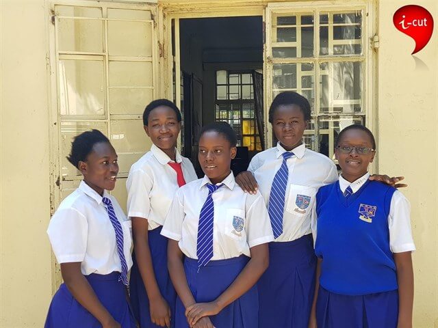 Participantes kenianas del concurso tecnológico de Google