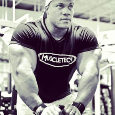 Sifiso Lungelo Thabete (23 años)