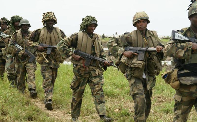 Militares Nigerianos