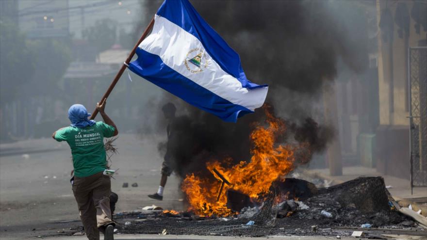 Protestas violentas en contra del gobierno de Nicaragua (Managua, la capital)