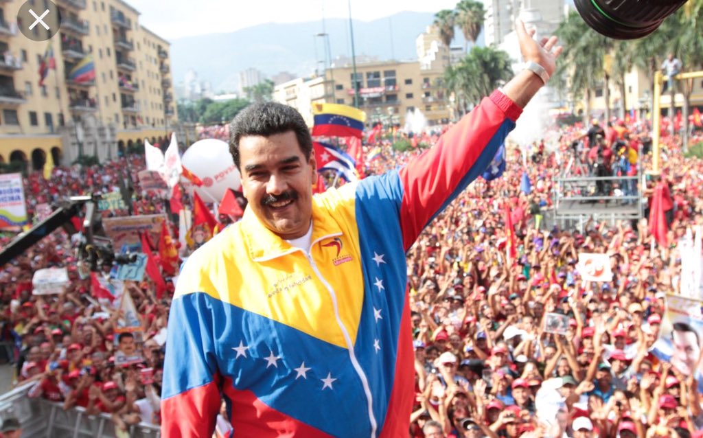 Presidente Nicolás Maduro con su pueblo