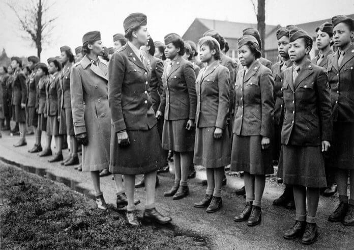 El batallón de mujeres negras del Cuerpo de Mujeres del Ejército fue enviado a partes de Francia e Inglaterra