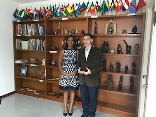 Encargada de Negocios de Ecuador visita al Centro de Saberes