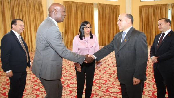 Primer ministro Trinitense recibió a la delegación venezolana