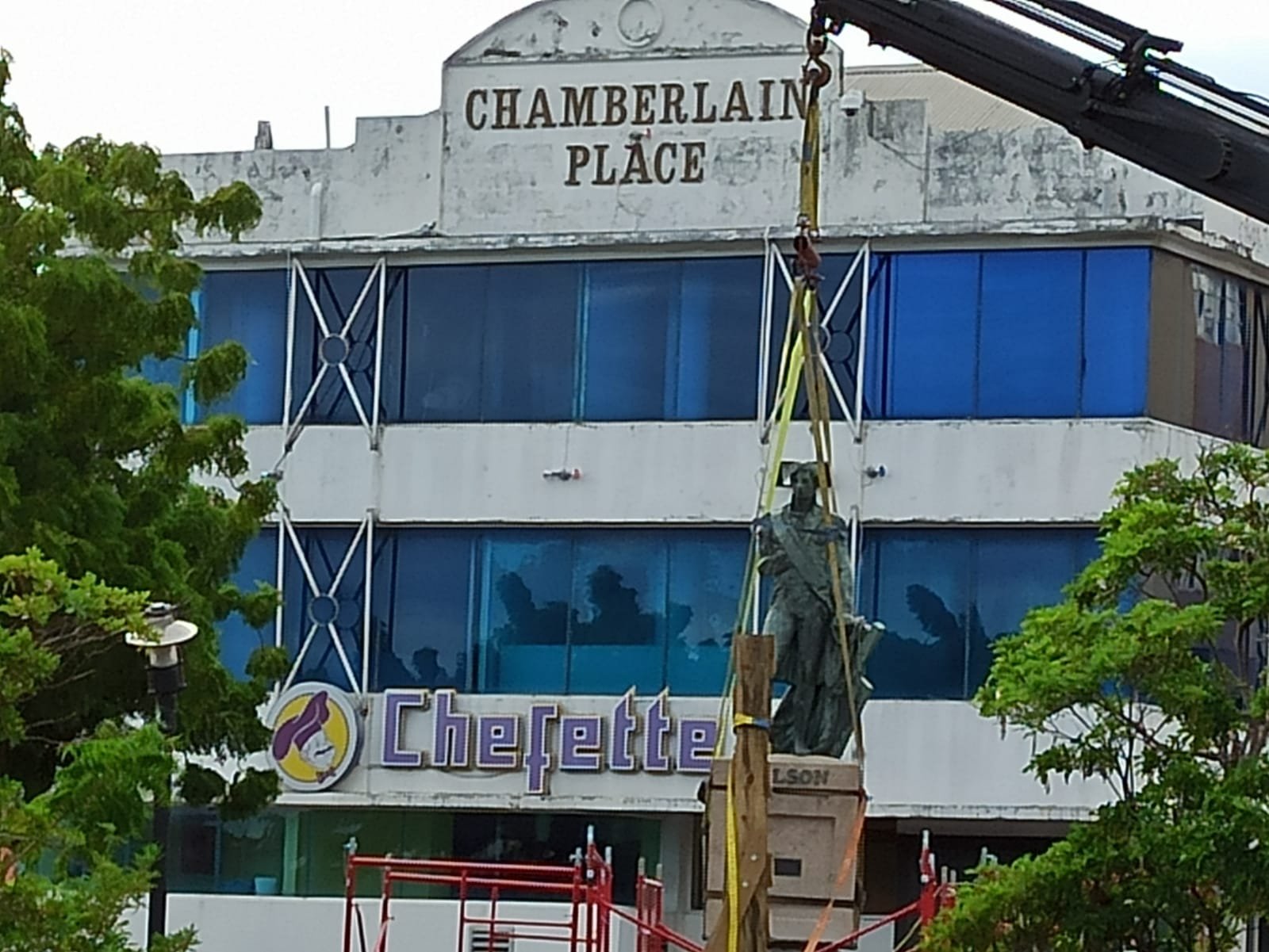 Barbados cae estatua de colonialista inglés