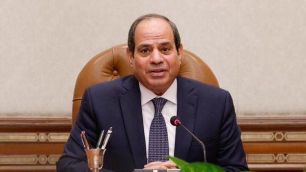 El presidente Abdel Fattah El Sisi ordena el envío de un convoy completo cargado con enormes cantidades de ayuda humanitaria a los palestinos
