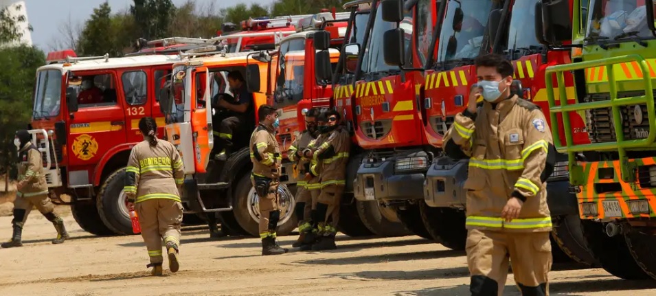 Cinco brigadas de bomberos fueron enviados al sitio del incendio pero no lograron evitar la muerte de las 14 personas todas venezolanas