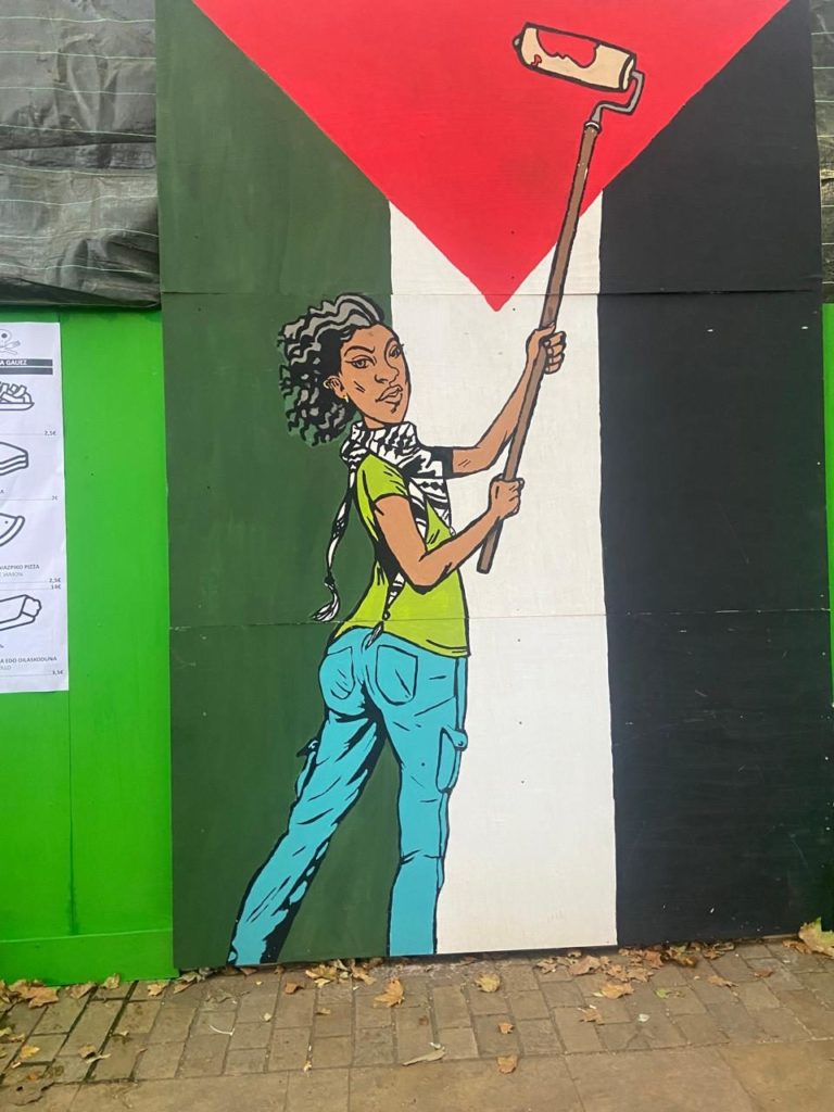 Mural de la bandera palestina