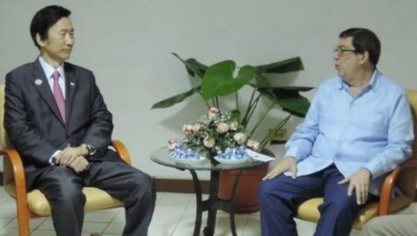 Las misiones permanentes de ambas naciones ante las Naciones Unidas intercambiaron los respectivos documentos diplomáticos para el establecimiento de las relaciones