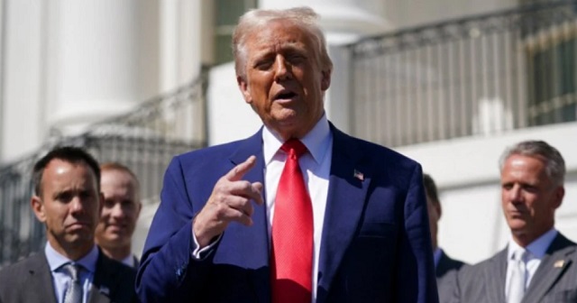 Trump este miércoles tras el anuncio de la moratoria en los aranceles. / Foto:  BBC