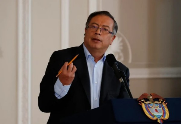 La denuncia sostiene que el registrador se negó permanentemente a entregar el código fuente, elemento que constituía el requisito básico para garantizar la transparencia electoral de la jornada. Foto: EFE.