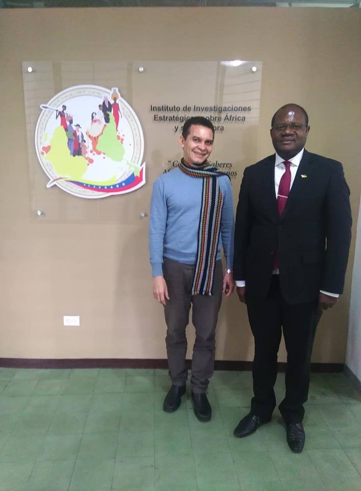 Visita del Prof. Doutor José Magode al Centro de Saberes Africanos, Americanos y Caribeños