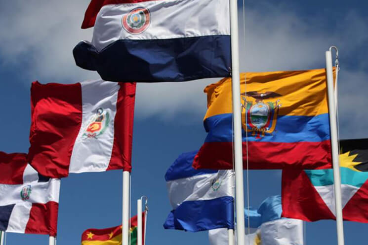 Banderas de la Celac
