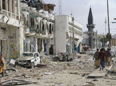 Calles destruidas por las explosiones