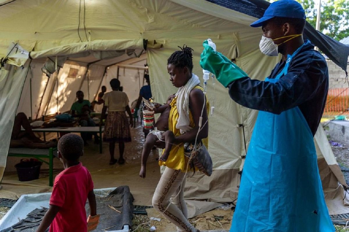 - De acuerdo con las autoridades sanitarias de Haití, el reporte más reciente evidencia que 12.987 personas son sospechosas de portar la enfermedad - 