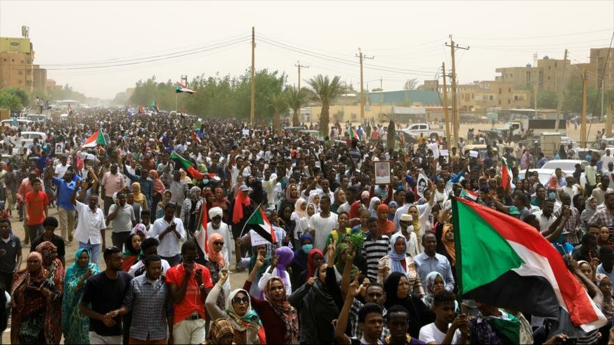 Fuerzas sudanesas disparan contra manifestantes anti junta militar