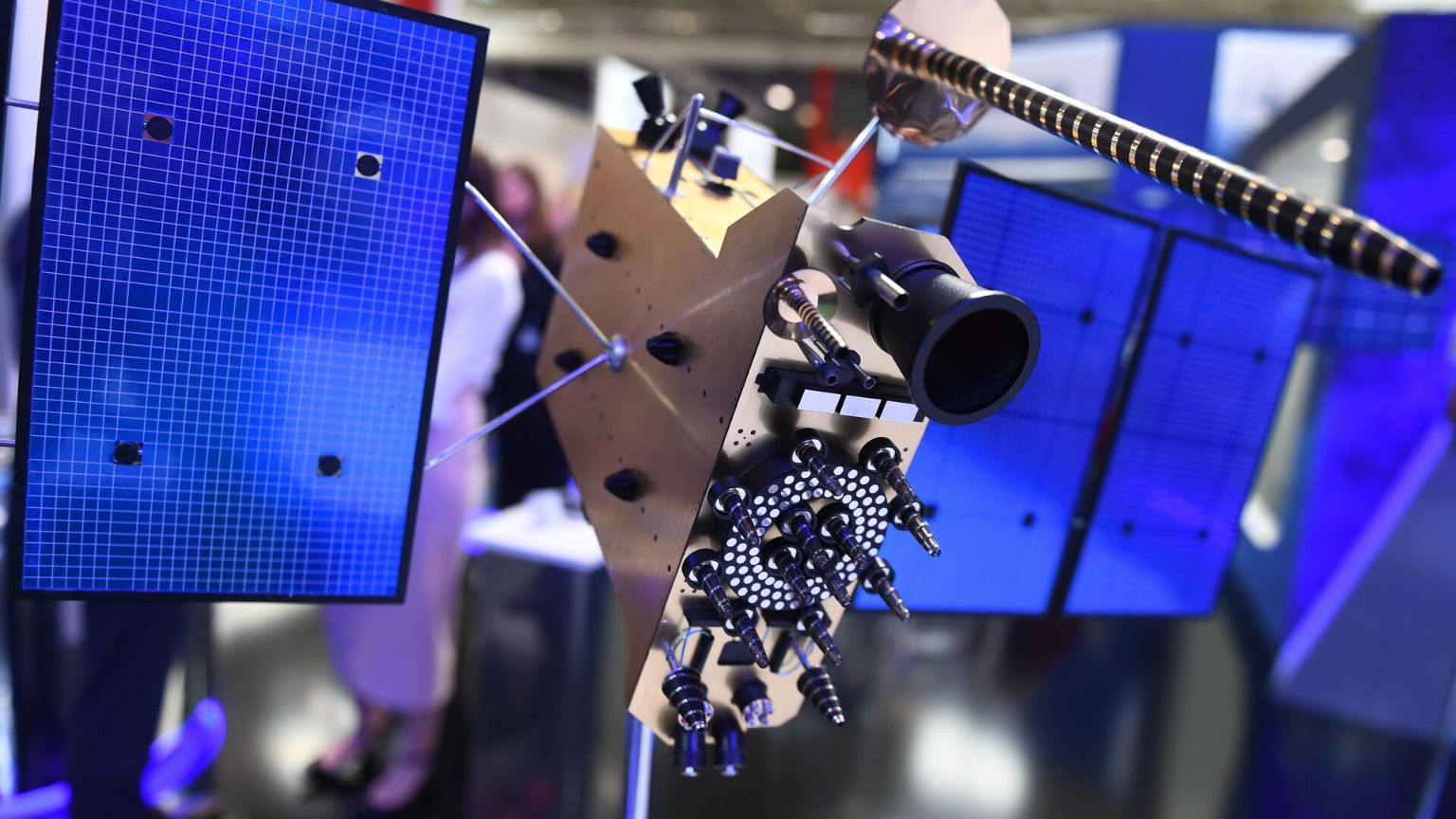 - Un modelo del satélite Glonass-K - Sputnik Mundo, 1920, 17.12.2022 © Sputnik / Sergey Mamontov -