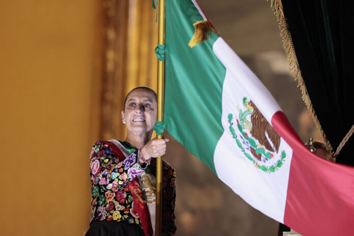 La presidenta también destacó la dignidad del pueblo mexicano y los derechos de los pueblos indígenas afroamericanos y migrantes