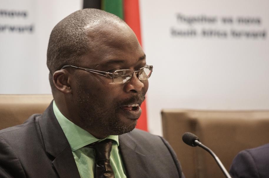 Ministro de Justicia sudafricano Michael Masutha