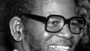 Oliver Tambo lider social y politico de talla mundial