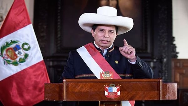 Dicho comunicado se da en medio de presiones por parte del Congreso contra el presidente peruano. | Foto: EFE - 