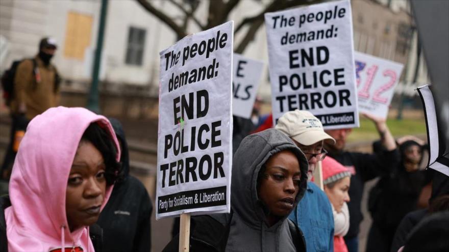 Protesta en la localidad de Memphis estado de Tennesse contra violencia policias tras muerte de Tyre Nichols