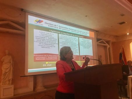 Tibisay Lucena en Túnez