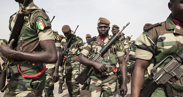 Tropas de Senegal entran en Gambia