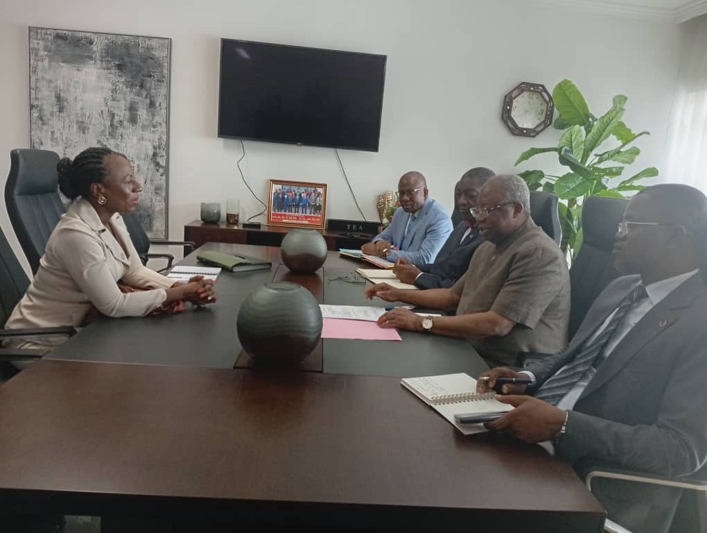 La embajadora de la República Bolivariana de Venezuela ante la República del Congo,