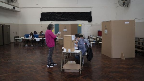 “En esta nueva etapa debemos priorizar los acuerdos nacionales. Si queremos resolver los desafíos los que nos enfrentamos, necesitamos consensos", sostuvo Fernández