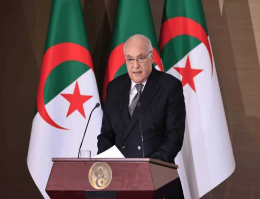 MINISTRO