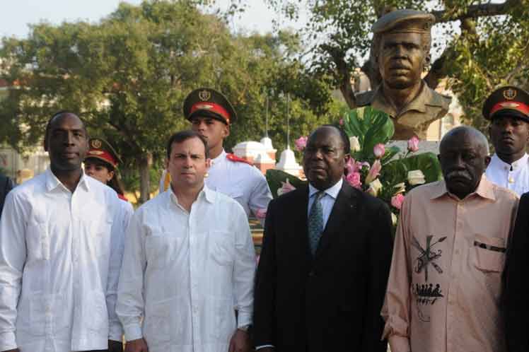 Homenaje al expresidente congolés Marien Ngouabi en Cuba