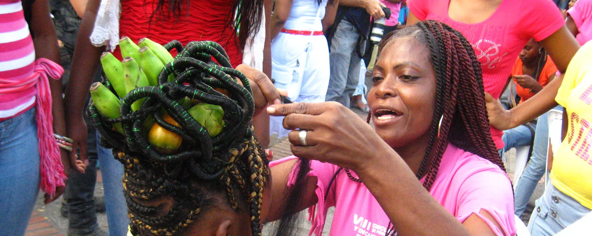 Lucha y resistencia: la historia detrás de los peinados afrocolombianos