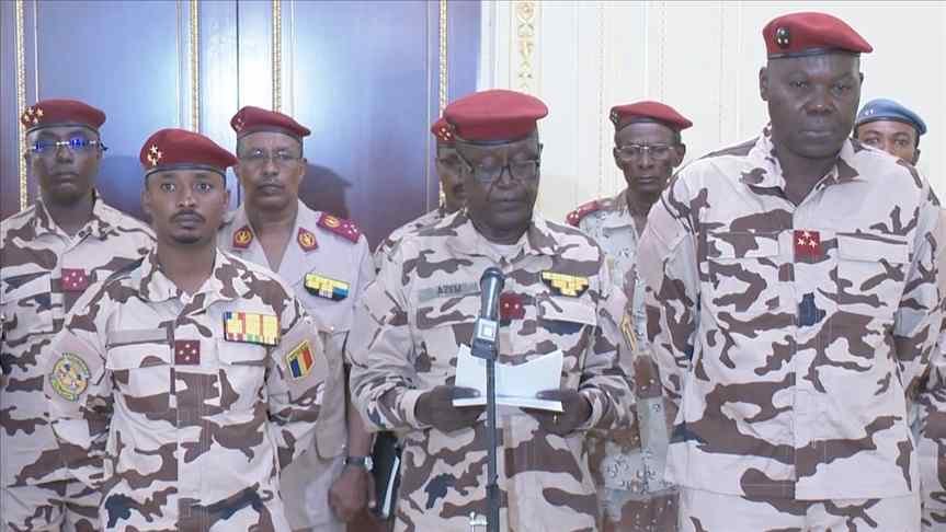  El consejo militar prohibió las protestas en un comunicado el lunes