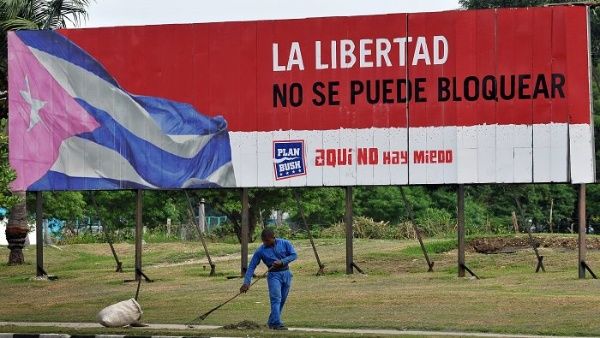 Cuba señala que el bloqueo es un obstaculo para su desarrollo