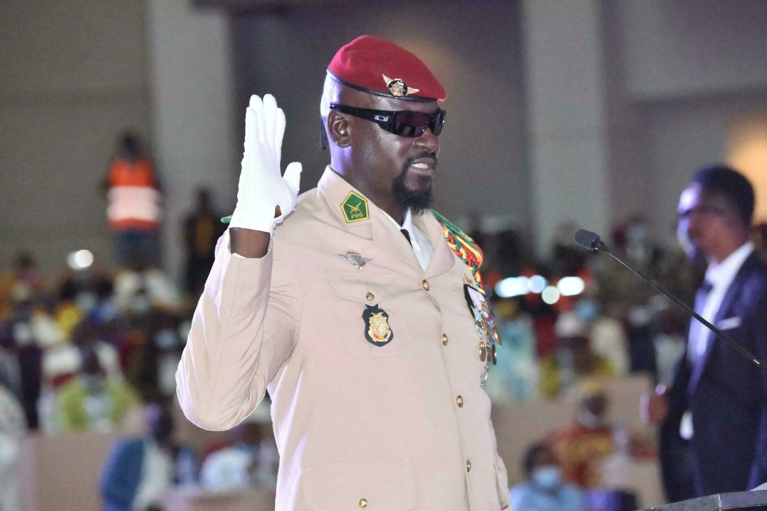 El coronel Mamady Doumbouya, líder de la junta guineana, se ha erigido en presidente de transición tras el golpe de Estado que depuso a Alpha Conde Cellou BINANI AFP/File